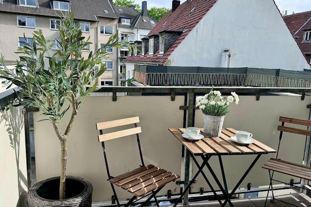 15 Minuten Fussweg Zum Stadion Und Privatparkplatz Dortmund Kültér fotó